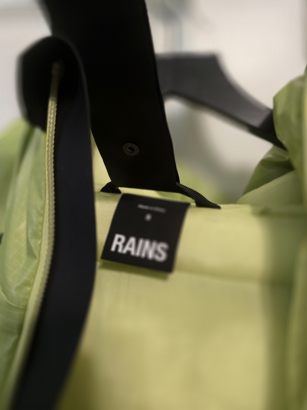 Unisex Rains Sibu Vision Puffer Jacket - Picture 5 of 6